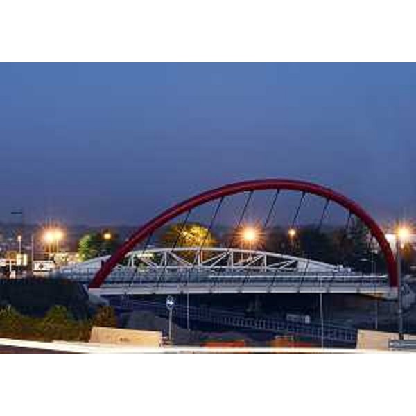 Il ponte strallato sulla rotonda di Sant'Andrea, ingresso principale alla città di Gorizia.