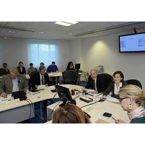 Elio De Anna (Assessore regionale Autonomie locali), Ettore Romoli (Sindaco Gorizia e presidente CAL) e Sandra Savino (Assessore regionale Finanze) al tavolo della riunione del CAL-Consiglio delle Autonomie Locali. (Udine 01/03/13)