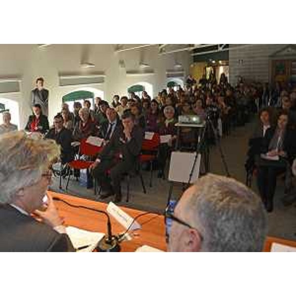 Il convegno "Missione e visione nei servizi alla persona in ambito neuroriabilitativo: l'esperienza dell'Associazione La Nostra Famiglia" (nell'ambito degli Stati generali dell'Associazione), nell'oratorio della parrocchia di Santa Maria Maggiore. (Codroipo 01/03/13)