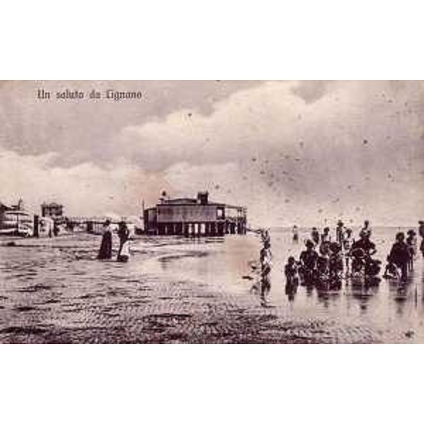 "Un saluto da Lignano", cartolina d'epoca della spiaggia di Lignano. AMMER-Archivio Multimediale della Memoria dell'Emigrazione Regionale. (05/03/13)