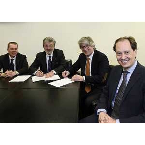 Gianni Cortiula (Direttore centrale Salute Integrazione socio sanitaria Politiche sociali), Mauro Delendi (Direttore generale Azienda ospedaliero universitaria "Santa Maria della Misericordia" Udine), Renzo Tondo (Presidente Friuli Venezia Giulia) e Luca Ciriani (Vicepresidente FVG e assessore regionale Salute). (Udine 06/03/13)