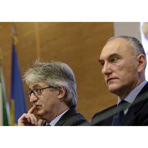 Renzo Tondo (Presidente Friuli Venezia Giulia) e Maurizio Franz (Presidente Consiglio regionale) al convegno "La Specialità del Friuli Venezia Giulia a 50 anni dalla nascita dello Statuto", nell'Auditorium regionale. (Udine 08/03/13)