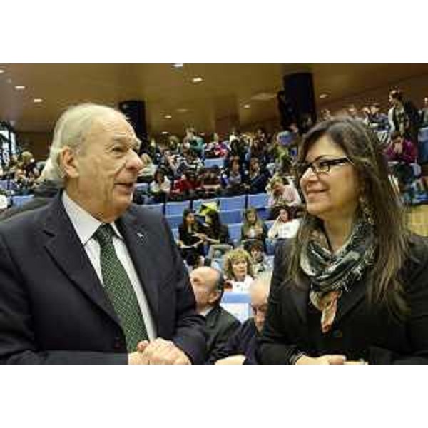 Ettore Romoli (Presidente CAL-Consiglio Autonomie Locali, sindaco Gorizia) e Angela Brandi (Assessore regionale Lavoro Formazione Commercio Pari Opportunità) al convegno "La Specialità del Friuli Venezia Giulia a 50 anni dalla nascita dello Statuto", nell'Auditorium regionale. (Udine 08/03/13)