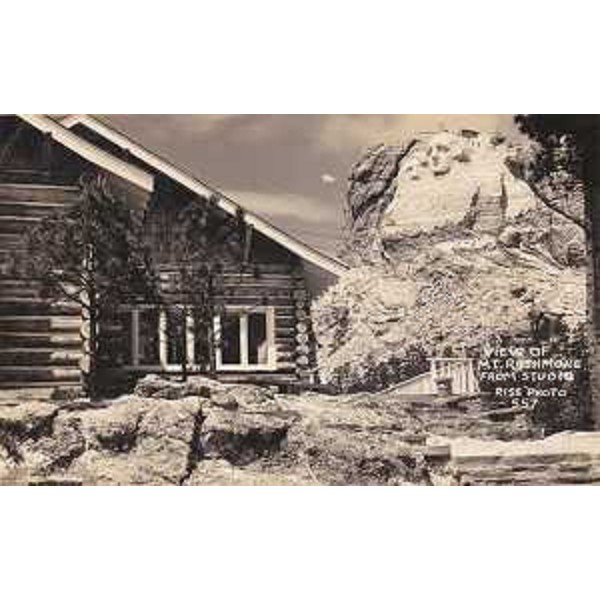 Cartolina "View of Mt. Rushmore from Studio Rise Photo 557". Foto AMMER-Archivio Multimediale della Memoria dell'Emigrazione Regionale. (02/05/13)