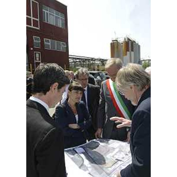 Andrea Orlando (Ministro Ambiente, Tutela Terriorio e Mare) e Debora Serracchiani (Presidente Friuli Venezia Giulia) in visita alla Caffaro. (Torviscosa 04/05/13)