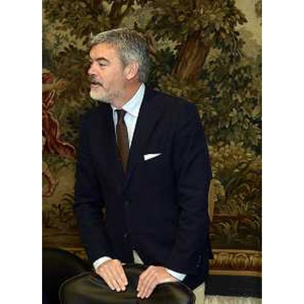L'assessore regionale Paolo Panontin (Funzione pubblica, Autonomie locali e Coordinamento Riforme, delegato Protezione civile e Polizia locale e Sicurezza) durante la riunione della Giunta, nella sede della Regione FVG. (Trieste 17/05/13)
