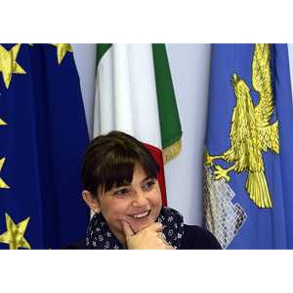 Debora Serracchiani (Presidente Friuli Venezia Giulia) presiede la riunione della Giunta regionale. (Udine 01/06/13)