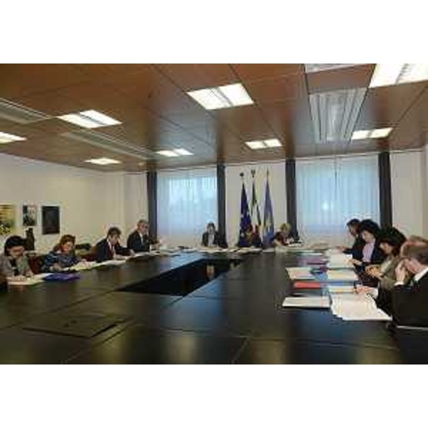 La riunione della Giunta regionale presieduta da Debora Serracchiani (Presidente Friuli Venezia Giulia). (Udine 01/06/13)