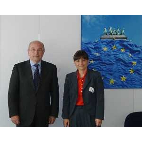 Joaquin Almunia (Vicepresidente Commissione europea e commissario europeo Concorrenza) e Debora Serracchiani (Presidente Friuli Venezia Giulia). (Bruxelles 14/06/13)