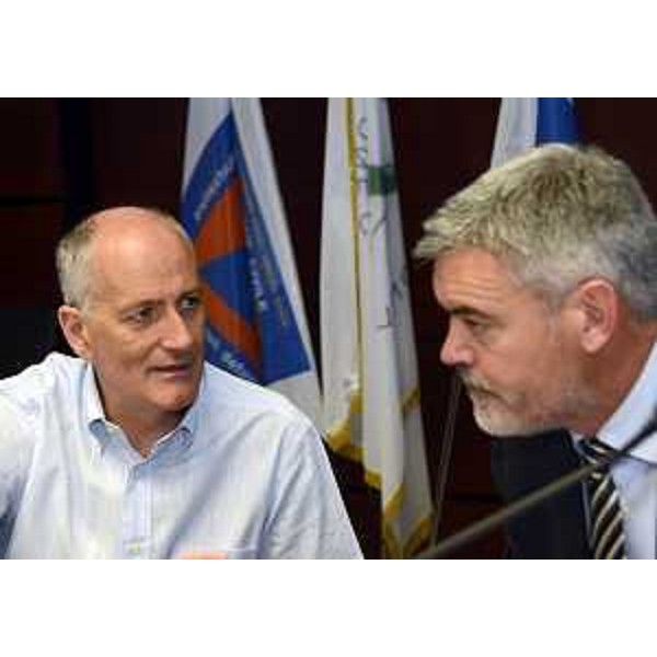 Franco Gabrielli (Capo Dipartimento Protezione civile nazionale) e Paolo Panontin (Assessore regionale Protezione civile FVG) all'incontro con i responsabili di Protezione civile delle Regioni. (Palmanova 24/06/13)