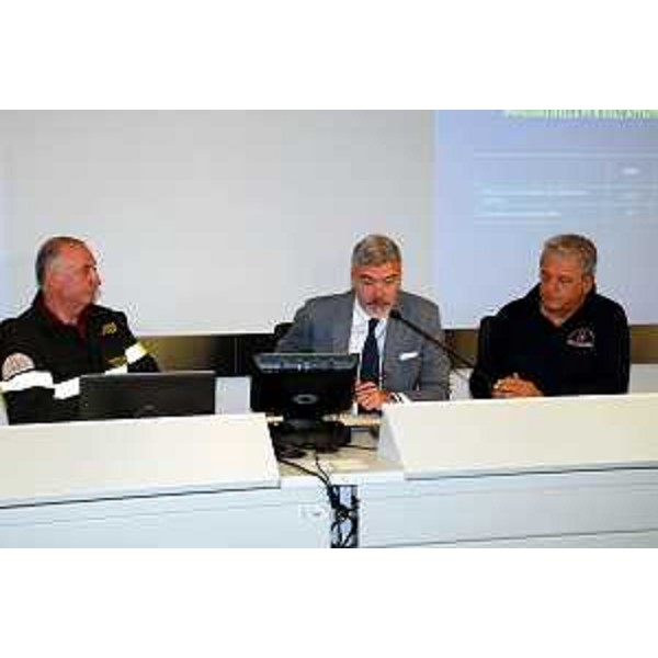 Paolo Panontin (Assessore regionale Protezione civile), Guglielmo Berlasso (direttore Protezione civile FVG) e Tolomeo Litterio (direttore regionale VVF). (Palmanova 01/07/13)