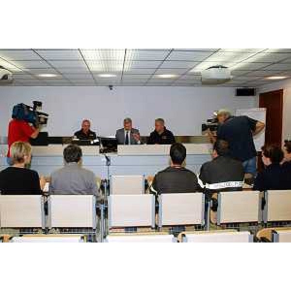 Paolo Panontin (Assessore regionale Protezione civile), Guglielmo Berlasso (direttore Protezione civile FVG) e Tolomeo Litterio (direttore regionale VVF). (Palmanova 01/07/13)