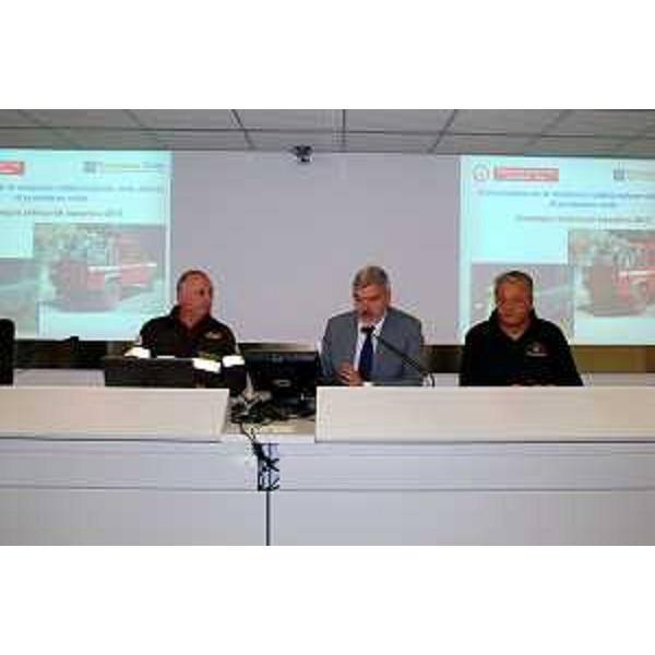 Paolo Panontin (Assessore regionale Protezione civile), Guglielmo Berlasso (direttore Protezione civile FVG) e Tolomeo Litterio (direttore regionale VVF). (Palmanova 01/07/13)