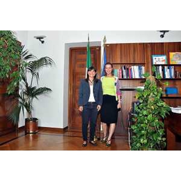 Debora Serracchiani (Presidente Friuli Venezia Giulia) con Beatrice Lorenzin (Ministro della Salute). (Roma 04/07/2013)
