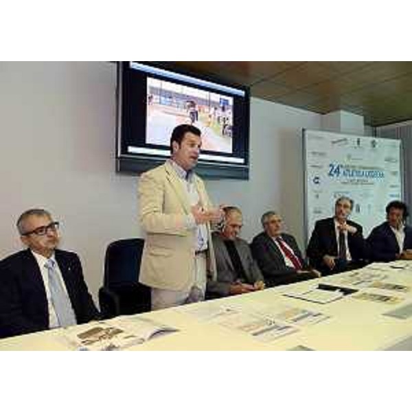 Franco Iacop (presidente Consiglio Friuli Venezia Giulia) e Gianni Torrenti (assessore regionale Cultura, Sport e Relazioni internazionali) alla presentazione del 24° Meeting internazionale di atletica leggera. (Udine, 08/07/13)