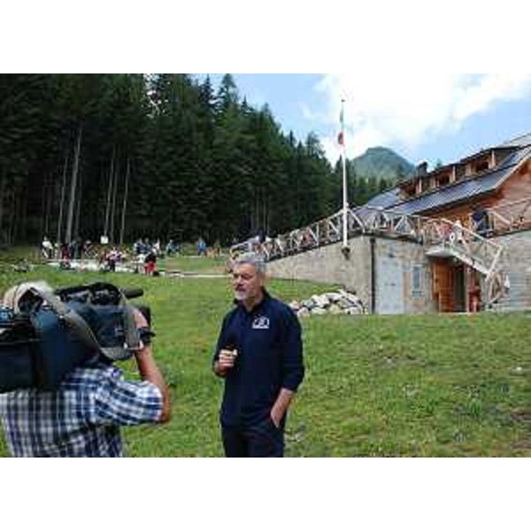 Paolo Panontin (Assessore regionale Protezione civile) all'inaugurazione del rifugio Fratelli Nordio-Riccardo Deffar. (Ugovizza 13/07/13)