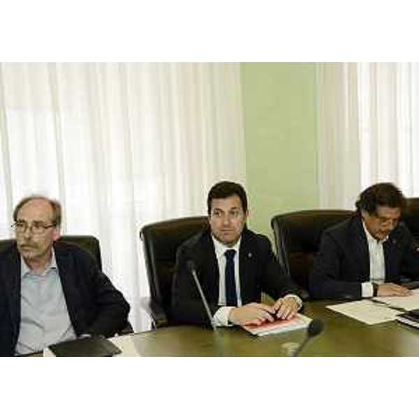 Gianni Torrenti (Assessore regionale Istruzione, Università, Ricerca, Famiglia, Associazionismo, Cooperazione, Cultura, Sport, Relazioni internazionali e comunitarie), Franco Iacop (Presidente Consiglio regionale) e Vincenzo Martines (Presidente V Commissione consiliare). (Trieste 22/07/13)