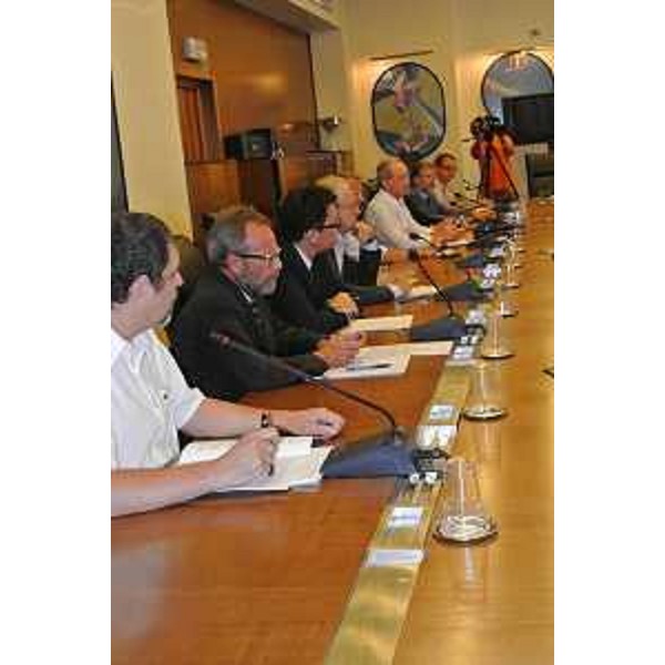 Rappresentanti delle parti sociali al Tavolo sul ddl anticrisi, convocato dalla Regione in Consiglio regionale. (Trieste 30/07/13)