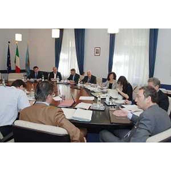 Sergio Bolzanello (Sindaco di Pordenone) ritratto in occasione della Seduta della Giunta Regionale tenutasi a Trieste. (Trieste 27/04/07)