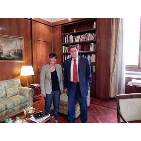 Debora Serracchiani (Presidente Friuli Venezia Giulia) con Enrico Giovannini (Ministro al Lavoro e Politiche sociali). (Roma, 07/08/13)