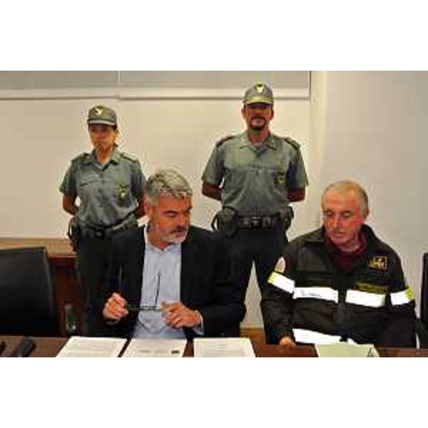 Paolo Panontin (Assessore regionale Protezione civile) e Tolomeo Litterio (comandante regionale Vigili del Fuoco). (Udine, 08/08/13)