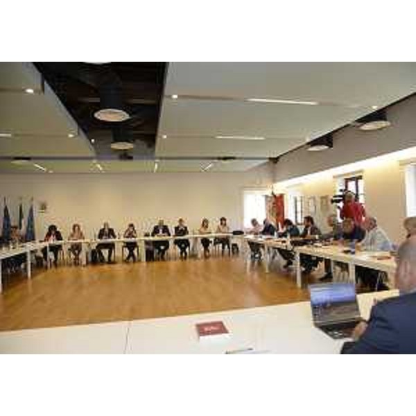 La riunione tra Debora Serracchiani (Presidente Friuli Venezia Giulia), Giunta regionale e consiglieri regionali di maggioranza a Villa di Toppo Florio. (Buttrio 27/08/13)