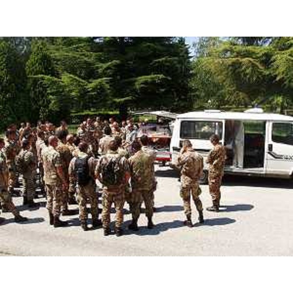 Concordato un Protocollo tra CFR-Corpo Forestale Regionale, servizio regionale AIB-Anti Incendi Boschivi ed Esercito Italiano per la gestione di eventuali incendi boschivi causati dall'uso di armi da fuoco nei poligoni di tiro militari. (29/08/13)