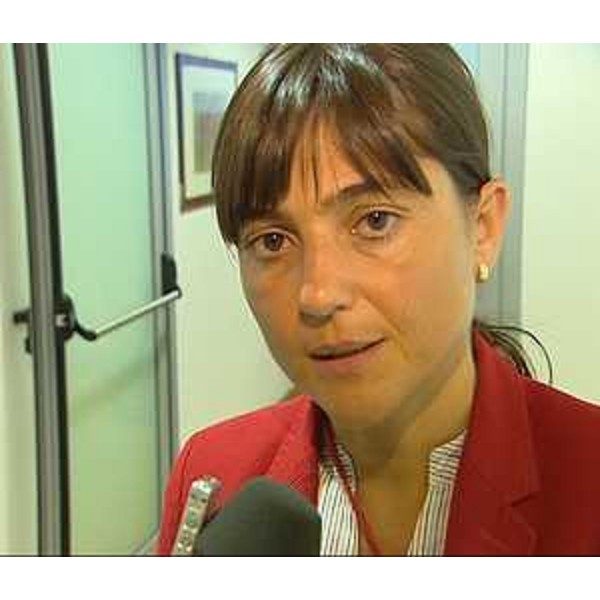 Debora Serracchiani (Presidente Friuli Venezia Giulia) commenta l'approvazione, da parte della Giunta regionale, della delibera del Progetto Pramollo. (Udine 30/08/13)
