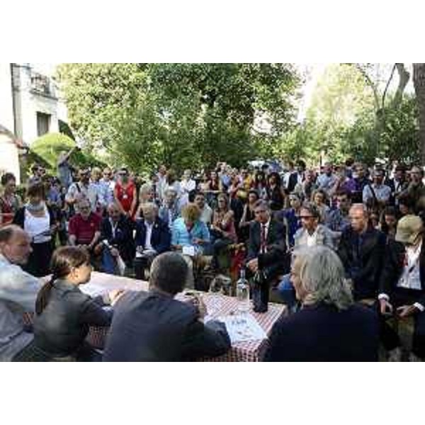 Conferenza stampa alla "Casa Zoran" dopo la proiezione del film di Matteo Oleotto "Zoran, il mio nipote scemo". (Venezia Lido 03/09/13)