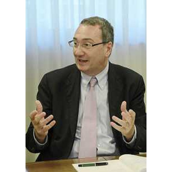 Sergio Bolzonello (Vicepresidente FVG e assessore regionale Attività produttive, Risorse rurali, agroalimentari e forestali) durante l'incontro sulle prospettive per il turismo invernale della stagione 2013/2014. (Udine 12/09/13)
