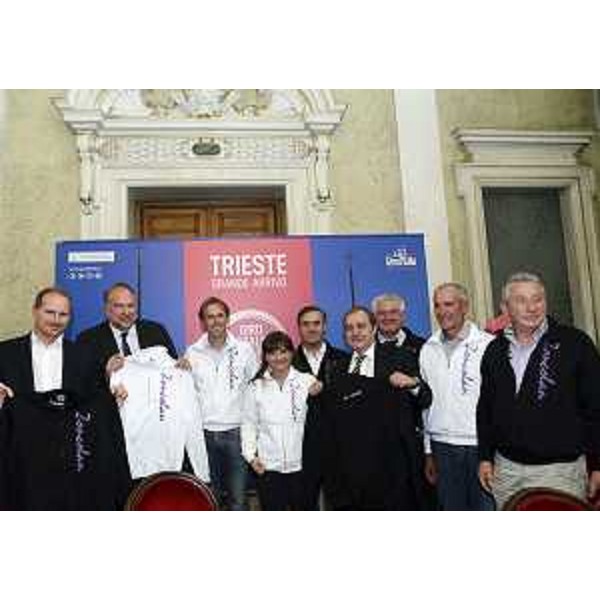 Debora Serracchiani (Presidente Friuli Venezia Giulia) alla presentazione delle tappe in Friuli Venezia Giulia del Giro d'Italia 2014, nella sede Regione FVG. (Trieste 13/09/13)