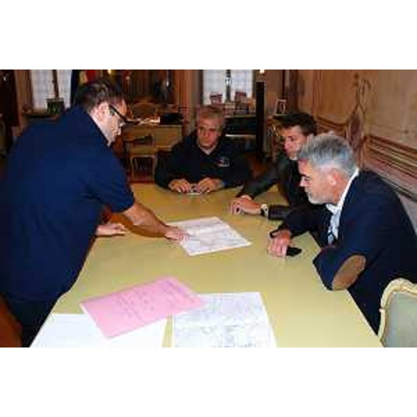 Guglielmo Berlasso (Direttore Protezione civile FVG), Stefano Balloch (Sindaco Cividale) e Paolo Panontin (Assessore regionale Protezione civile) in Municipio. (Cividale del Friuli 16/09/13)