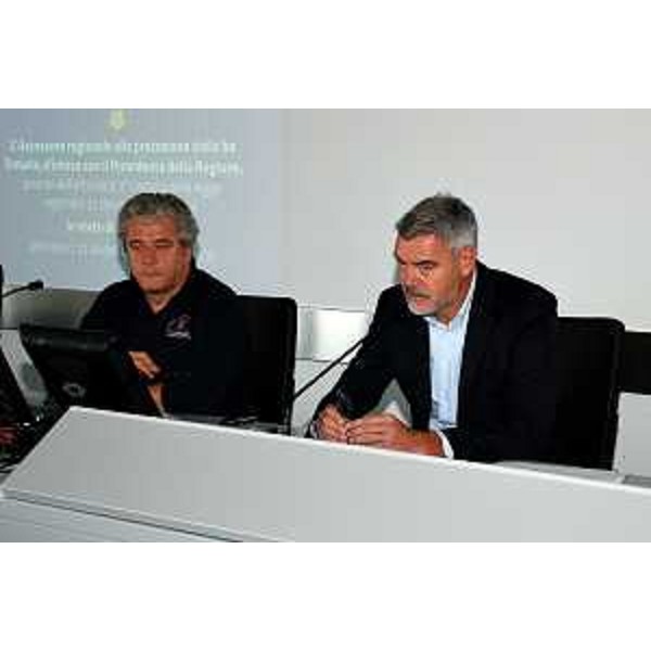 Guglielmo Berlasso (Direttore Protezione civile FVG) e Paolo Panontin (Assessore regionale Protezione civile) durante l'incontro con i sindaci dei territori comunali colpiti da maltempo tra l'8 e il 9 settembre 2013. (Palmanova 18/09/13)