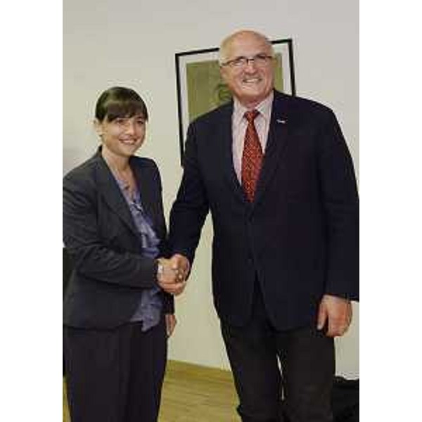 Debora Serracchiani (Presidente Friuli Venezia Giulia) e Franz Pacher (Presidente CCIAA Carinzia / WKO-Wirtschaftskammer Kärnten). (Udine 18/09/13)