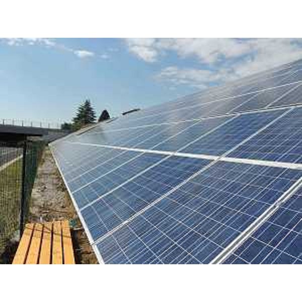 Impianto fotovoltaico dedicato all'illuminazione della galleria di Savogna sul raccordo Villesse-Gorizia. (Savogna 20/09/13)