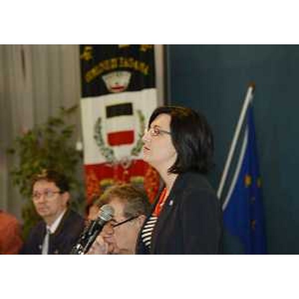 Sara Vito (Assessore regionale Ambiente) all'apertura del convegno "Natura e turismo: conflitto o sinergia?", organizzato da Comune e Associazione "Amici dell'Oasi dei Quadris". (Fagagna 21/09/13)
