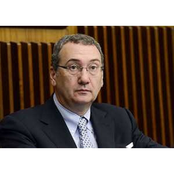 Sergio Bolzonello (Vicepresidente FVG e assessore regionale Attività produttive, Commercio, cooperazione, Risorse agricole e forestali) nell'Aula del Consiglio regionale. (Trieste 24/09/13)