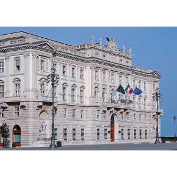 Il Palazzo sede della Regione autonoma Friuli Venezia Giulia in piazza Unità d'Italia a Trieste