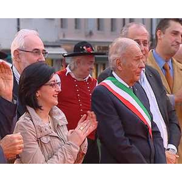 Sara Vito (Assessore regionale Ambiente) ed Ettore Romoli (Sindaco Gorizia) all'inaugurazione della decima edizione di "Gusti di Frontiera". (Gorizia 26/09/13)