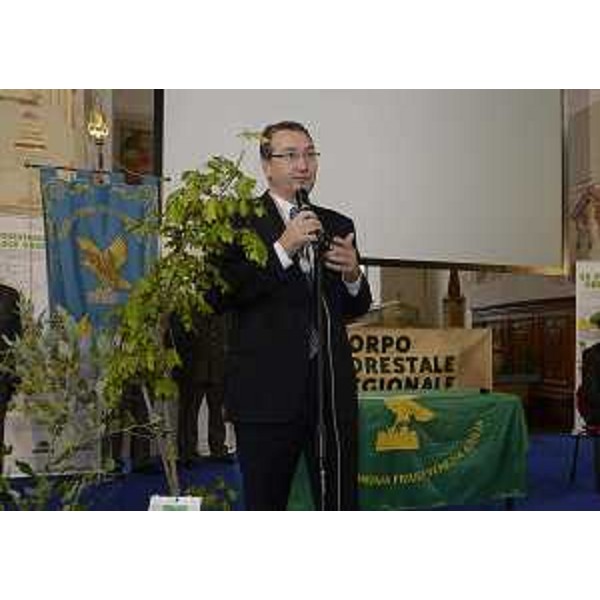 Sergio Bolzonello (Vicepresidente FVG e assessore regionale Risorse forestali) interviene al 69° Raduno nazionale dei Forestali. (Cividale del Friuli 29/09/13)