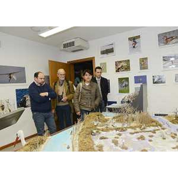 Mariagrazia Santoro (Assessore regionale Pianificazione territoriale) visita l'Isola della Cona nella Riserva naturale della Foce dell'Isonzo. (03/10/13)
