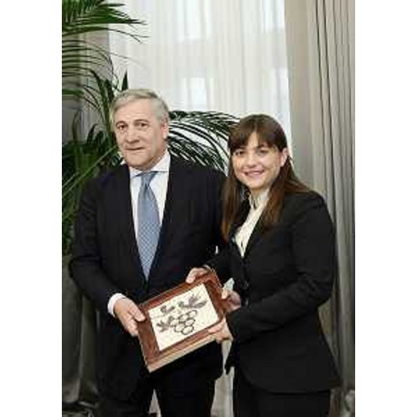 Antonio Tajani (Vicepresidente Commissione europea e commissario europeo Industria e Imprenditoria) e Debora Serracchiani (Presidente Friuli Venezia Giulia) nella sede della Regione Friuli Venezia Giulia. (Trieste 05/10/13)