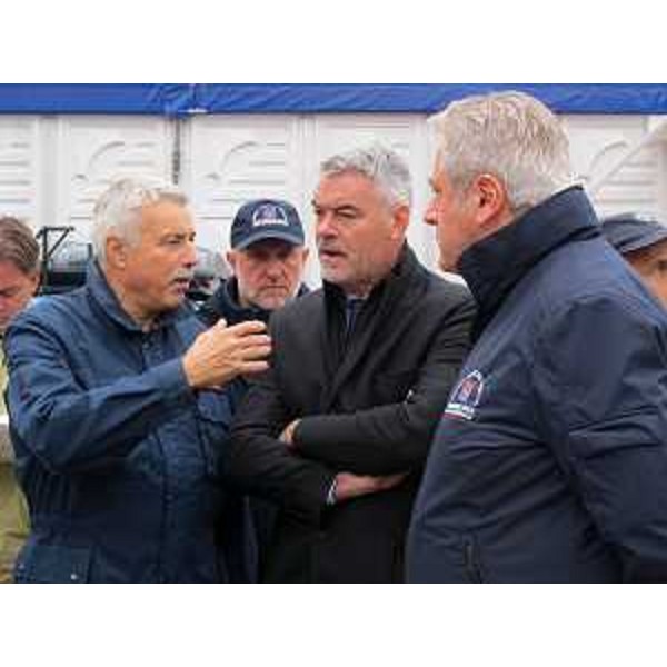 Branko Dervodel (Vicecapo Protezione civile SLO), Paolo Panontin e Guglielmo Berlasso (Assessore e direttore Protezione civile FVG). [Velenje (SLO) 05/10/13]