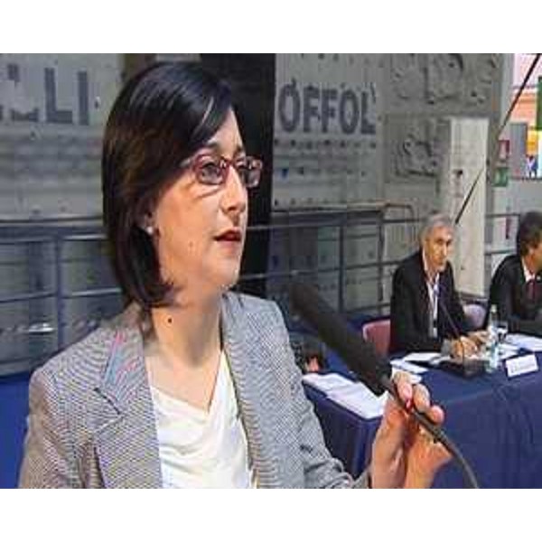 Sara Vito (Assessore regionale Ambiente) interviene alla conferenza "Vajont 2013, discussione ed analisi a 50 anni dalla grande frana". (Longarone 06/10/13)