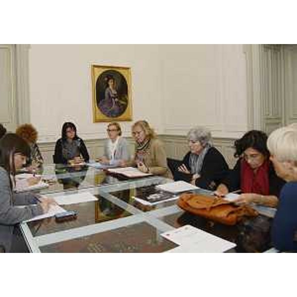 Debora Serracchiani (Presidente Friuli Venezia Giulia) con la delegazione sindacale guidata da Orietta Olivo (CGIL), Iris Morassi (CISL) e Magda Gruarin (UIL). (Trieste 07/10/13)
