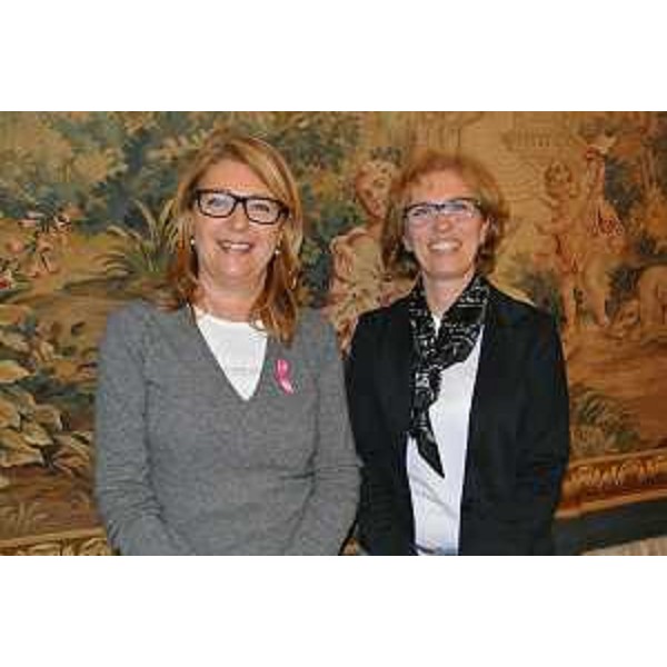 Maria Sandra Telesca (Assessore Salute Regione FVG) e Bruna Scaggiante (Presidente LILT Sezione Trieste) nella sede della Regione. (Trieste 12/10/13)