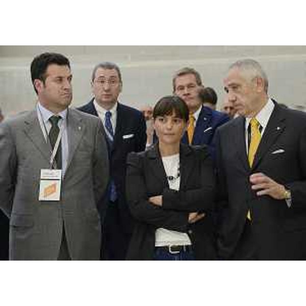 Franco Iacop (Presidente Consiglio regionale), Debora Serracchiani (Presidente Friuli Venezia Giulia) e Gianpietro Benedetti (Presidente Gruppo Danieli) all'inaugurazione del Centro di Ricerca e Sviluppo della Danieli. (Buttrio 19/10/13)