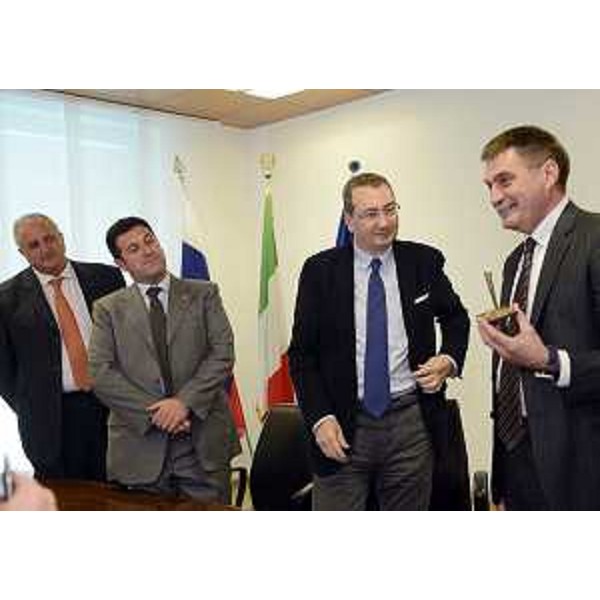 Renato Pujatti (Presidente Finest), Franco Iacop (Presidente Consiglio regionale), Sergio Bolzonello (Vicepresidente FVG e assessore regionale Attività produttive) e Sergej Komjakov (Capo Governo Regione russa di Chelyabinsk). (Udine 18/10/13)
