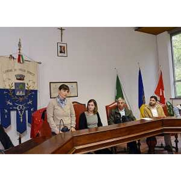 Debora Serracchiani (Presidente Friuli Venezia Giulia) in Municipio in occasione della firma delle convenzioni per la costruzione dell'Idroelettrica Moggese. (Moggio Udinese 23/10/13)