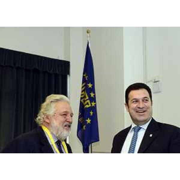 Giorgio Rosso Cicogna (Segretario generale vicario CEI-InCE) e Franco Iacop (Presidente Consiglio regionale FVG) all'incontro ministeriale della CEI-Central European Initiative (InCE-Iniziativa Centro Europea) su Scienza e Tecnologia, alla Stazione Marittima. (Trieste 29/10/13)
